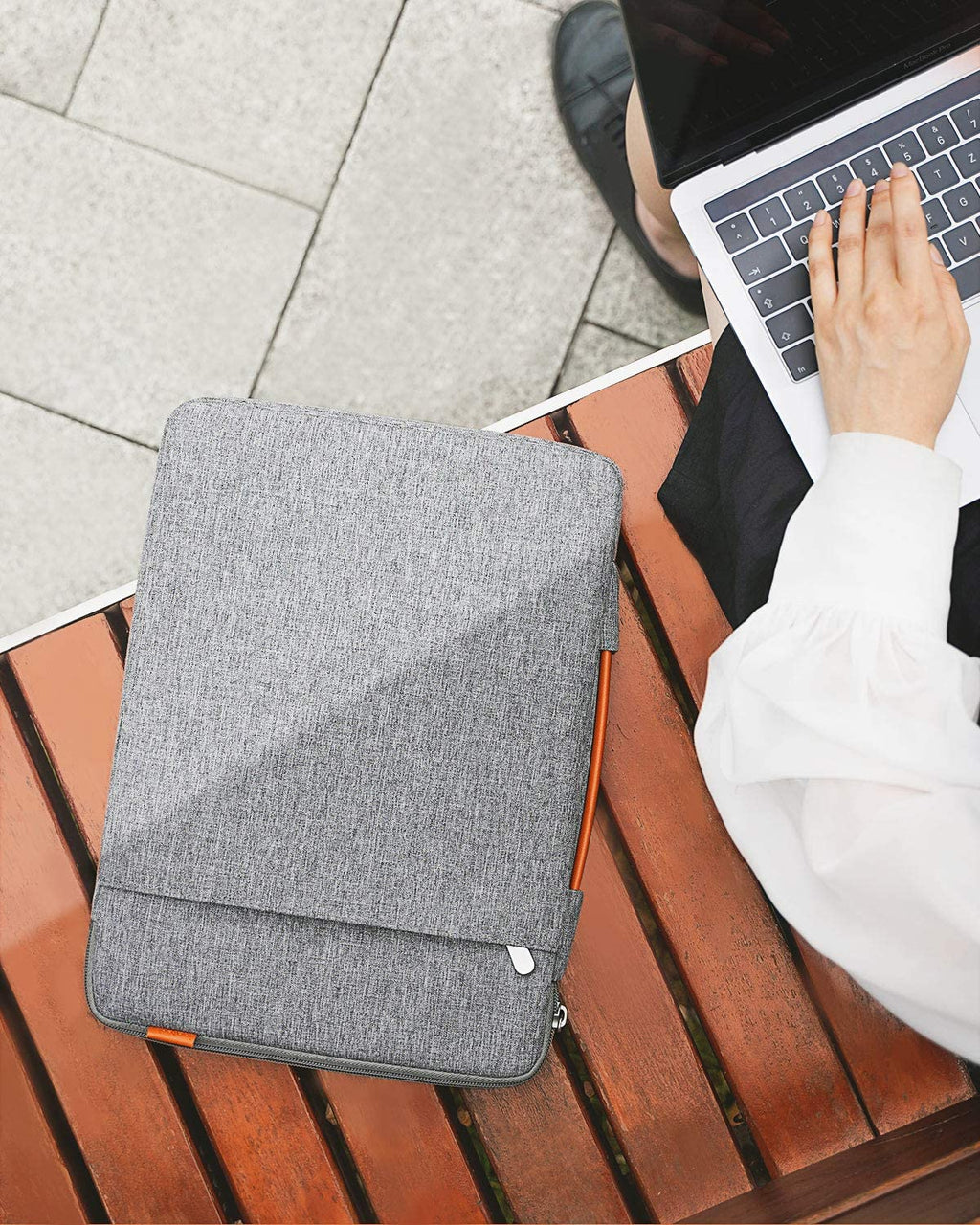 13-13.3インチ MacBook Air/ Pro、Surface Pro X/7/6/5/4 /3、Surface Laptop/Bookキャリングケース　LB02006，gray - Inateckバックパックジャパン